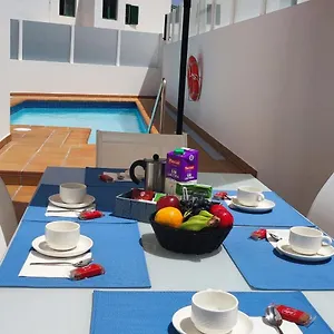 https://villa-tingafa.in-canary-islands.com